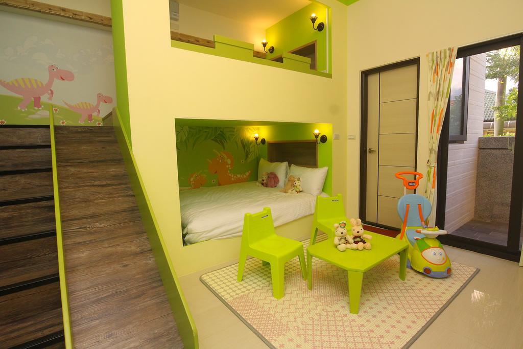 Childlike Innocence Homestay Hualien Buitenkant foto