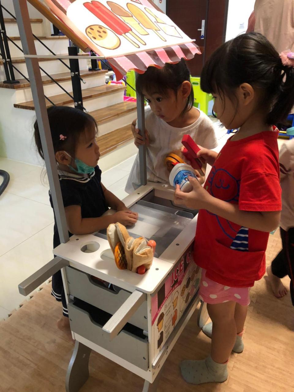 Childlike Innocence Homestay Hualien Buitenkant foto